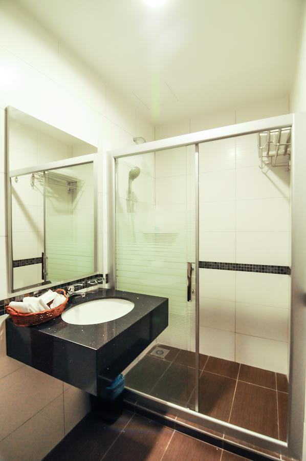 K Garden Hotel Parit Buntar Oda fotoğraf