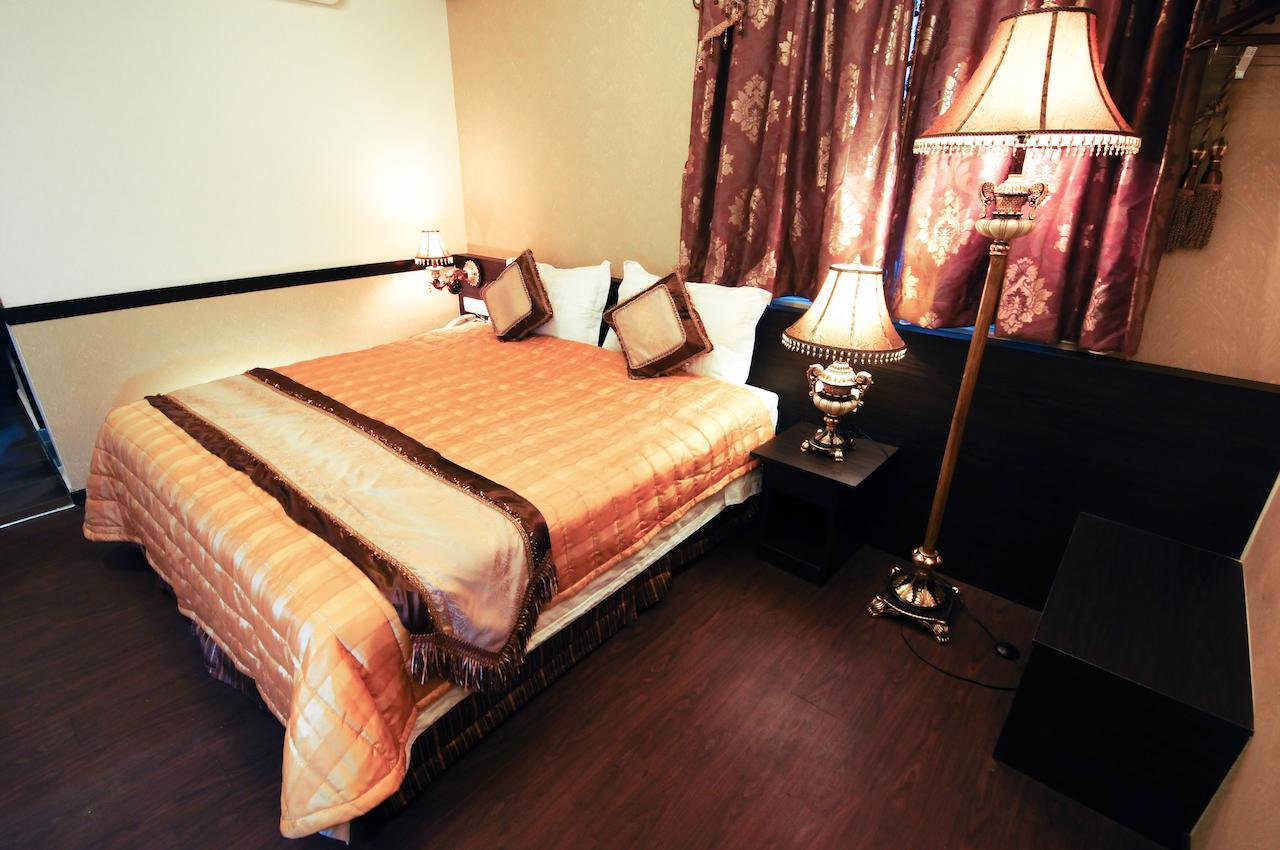 K Garden Hotel Parit Buntar Dış mekan fotoğraf