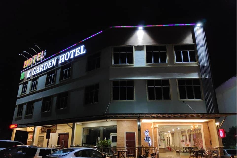 K Garden Hotel Parit Buntar Dış mekan fotoğraf