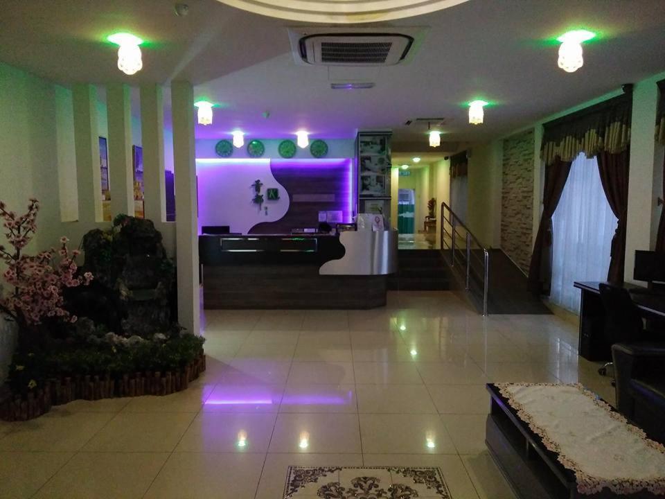 K Garden Hotel Parit Buntar Dış mekan fotoğraf